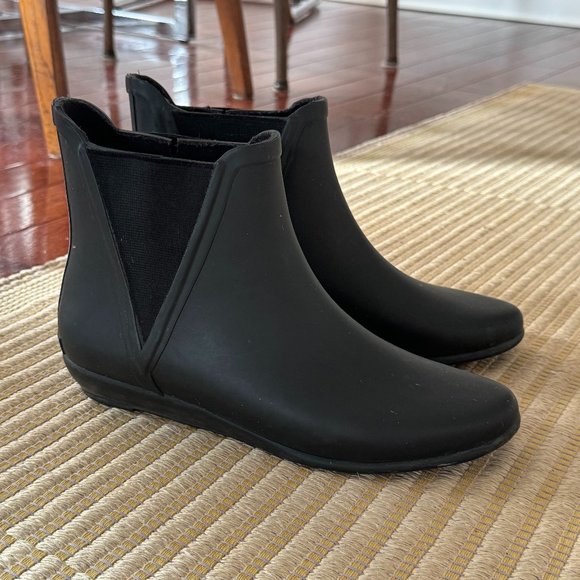 Loeffler Randall Size 7 Women's Black Rain Boots - Picture 1 of 3